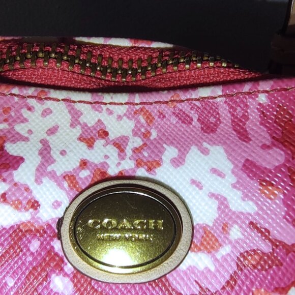 Coach Peyton Cora floral dome satchel w/ crossbody strap EUC #F31341 - Picture 7 of 7